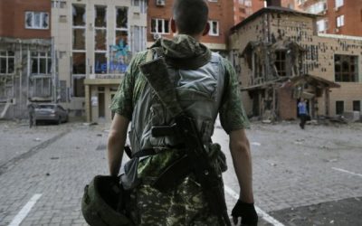 UKRAJINA SE RASPADA PO UZORU NA SFRJ: Da li je scenario krvavog ratnog sukoba već napisan?