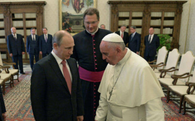 Putin dobio od pape medalju Anđela mirotvorca