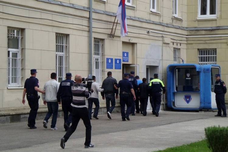 Optužnica protiv petorice uhapšenih u akciji “Maska”: Policajac bio na čelu narko-grupe