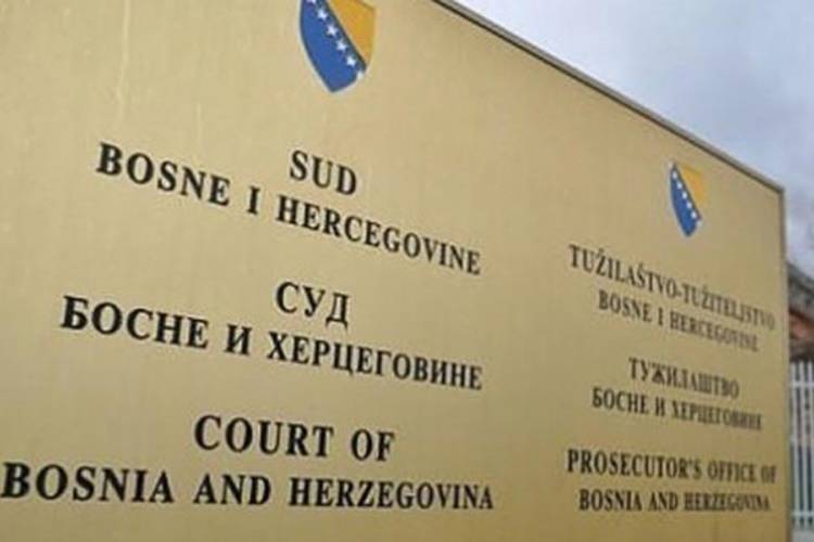 Šta je to Božija pravda: Mandić i novinari u sudnici