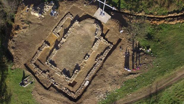 OTKRILI SU SREDNJEVEKOVNU CRKVU KOD SREBRENICE: Na njenim temeljima pronašli su skelete i novac koji kriju tajnu
